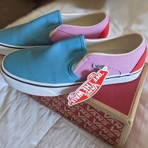BRAND NEW Vans Asher Color Block Slip ons